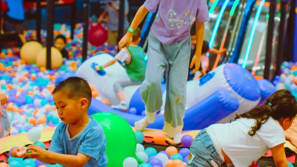 kids playground indoor